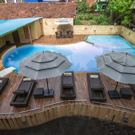 Holiday Goa Hotel Arpora Exterior photo